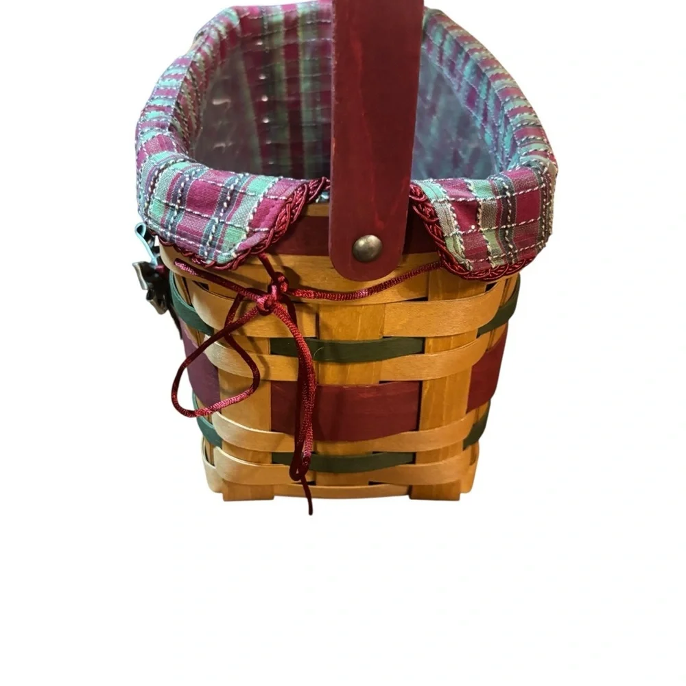 Longaberger 2008 Christmas Wrap It Up Basket bow liner plaid red green